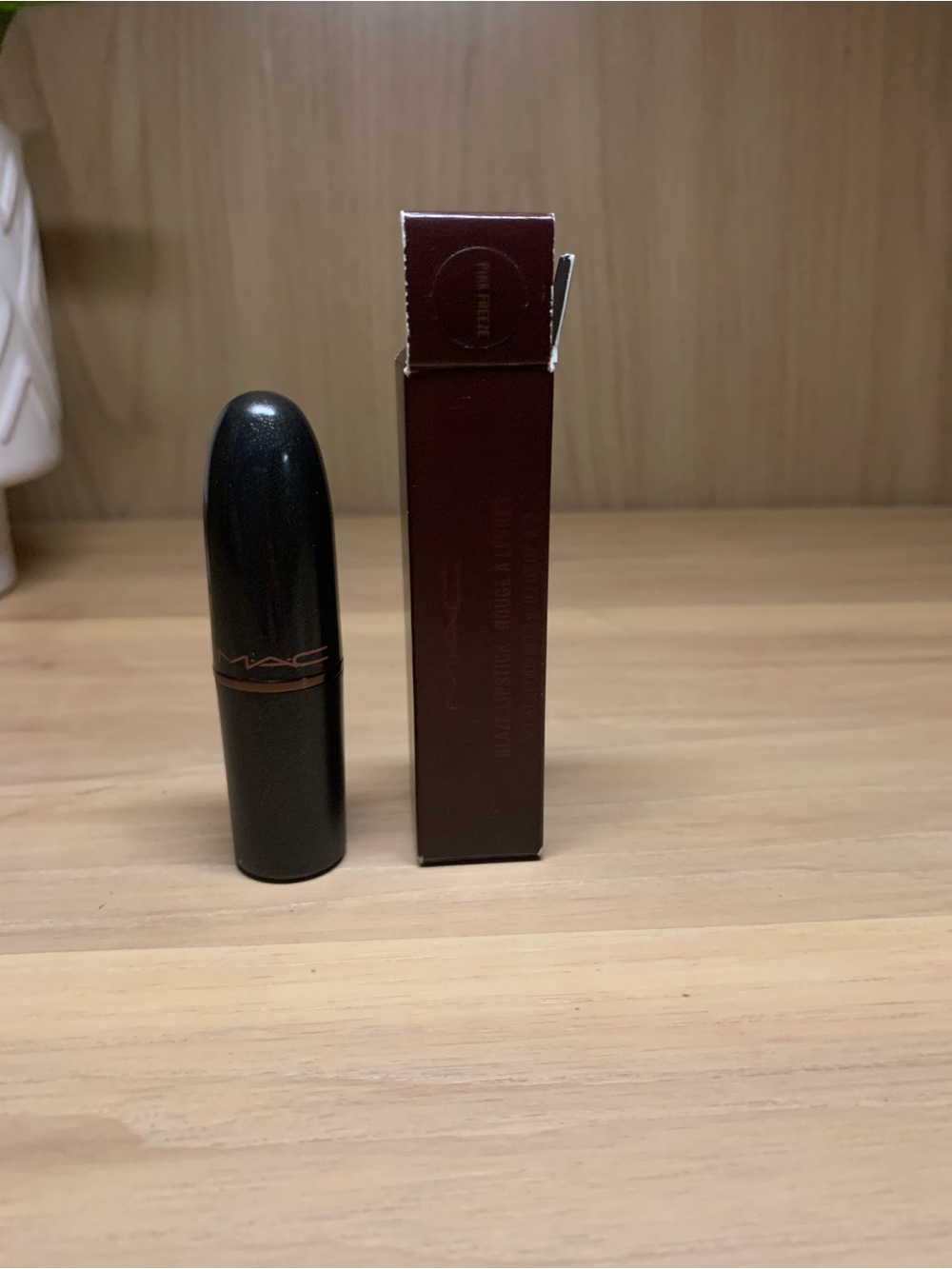 MAC Cosmetics Pink Freeze Lipstick - Picture 7 of 9